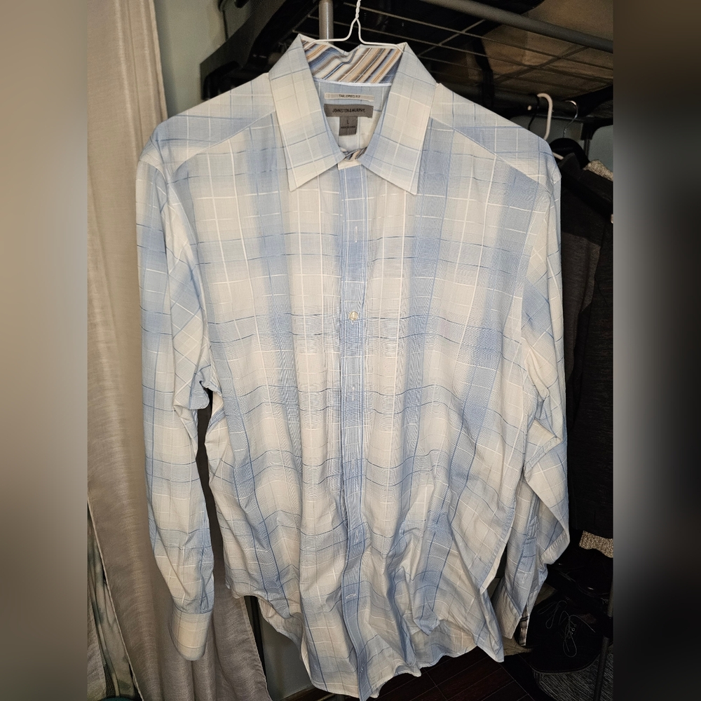 Johnston and Murphy mens dress shirt